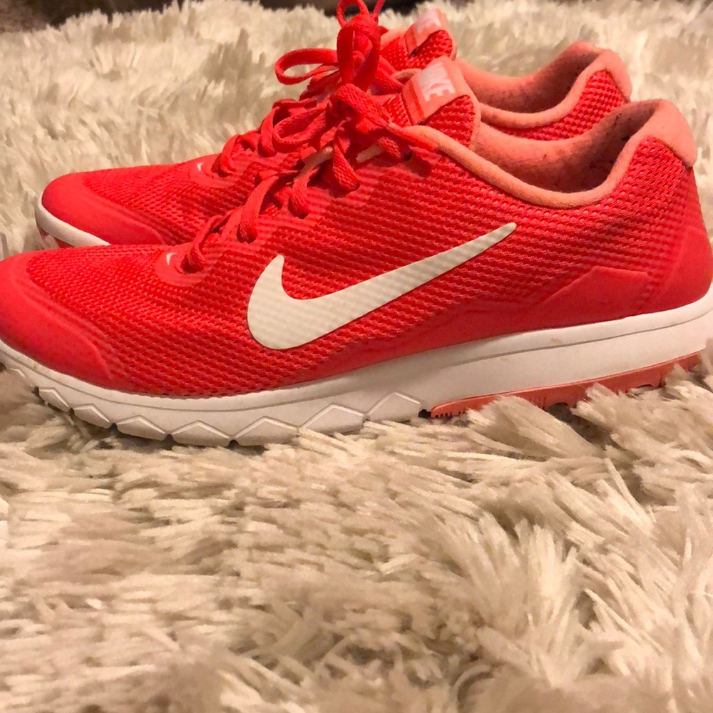 Women’s Nike Flex Experience RN 4